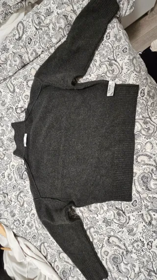 Zara Jersey Cuello Alto Gris