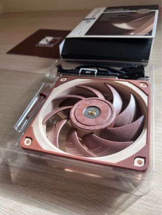 3 ventiladores Noctua NF-A12x25 PWM 120mm