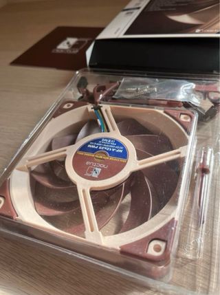 3 ventiladores Noctua NF-A12x25 PWM 120mm
