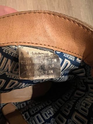 Botas cowboy ante con tachuelas y flecos