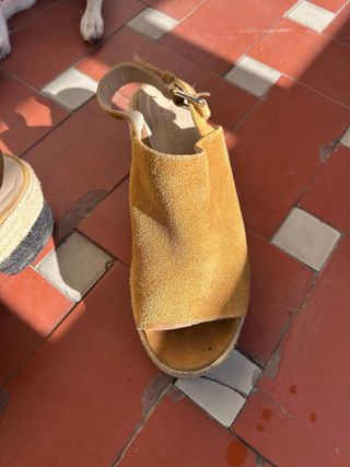 Sandalias de cuña con plataforma y esparto