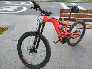 Bicicleta Eléctrica BH ATOM Carbono