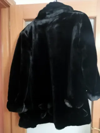 Abrigo negro pelo