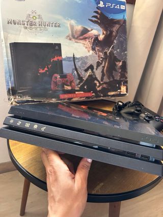 PS4 Pro 1TB Monster Hunter World Edition