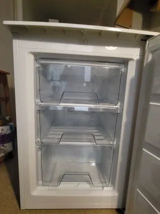 Congelador vertical Teka