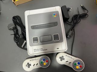 Super Famicom + 2 Mandos + RGB + Adaptador