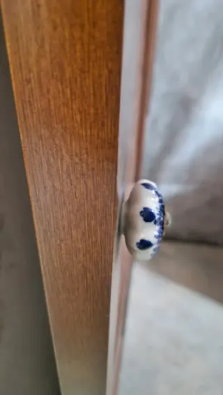 Puertas correderas armario madera nogal