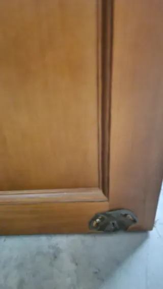 Puertas correderas armario madera nogal