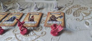 Lote 4 héroes Heroquest + 4 figuras
