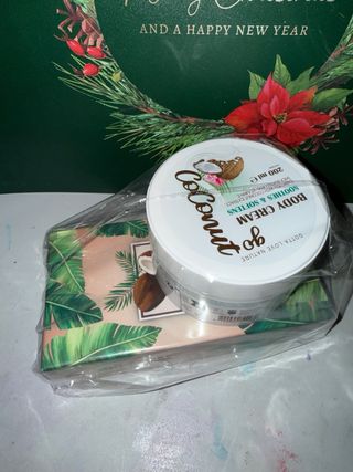 Set Crema Corporal Coconut Go + Caja