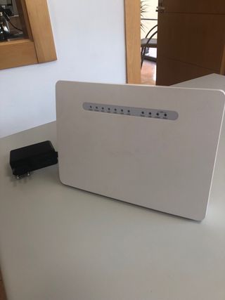 Router Comtrend Blanco