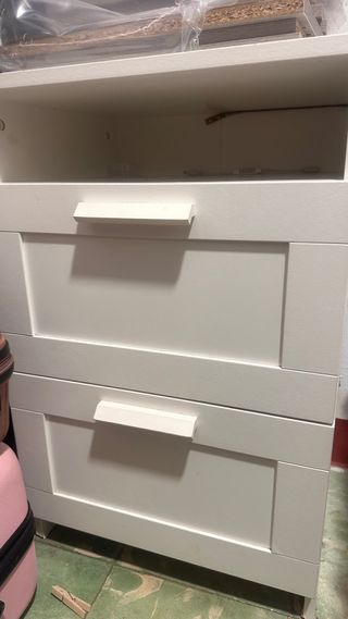 2 Comodini bianchi e beige