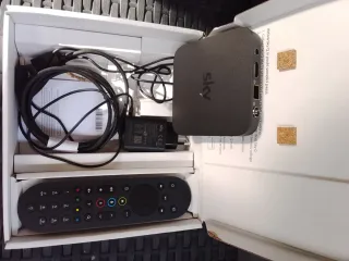 Sky Q Decoder e Telecomando NUOVO