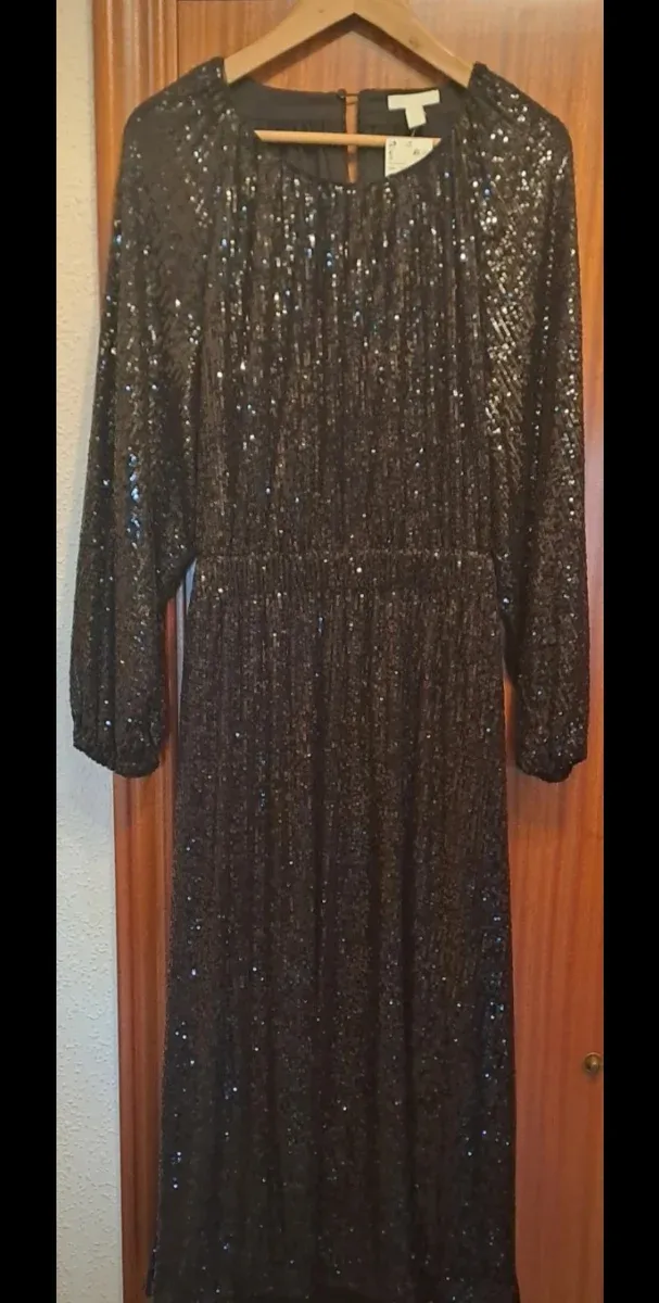 Vestido negro lentejuelas