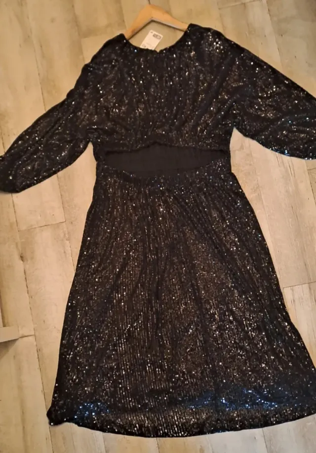 Vestido negro lentejuelas