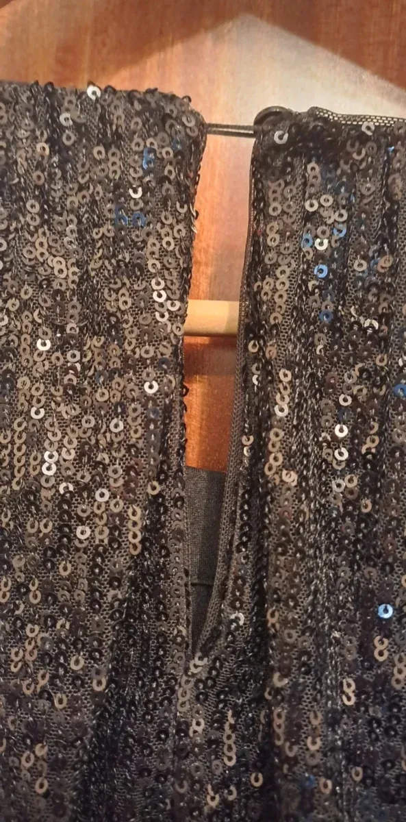 Vestido negro lentejuelas