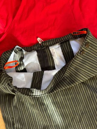 Falda y Camisa Rociera Negra y Roja