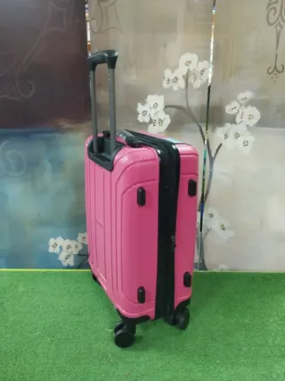 Maleta de cabina extensible nueva