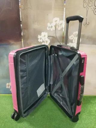 Maleta de cabina extensible nueva