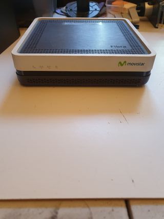 Lote 3 Modem Movistar Fibra + Router