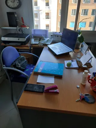 Mesa de despacho madera