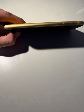 iPhone XR 64 GB - Colore GIALLO