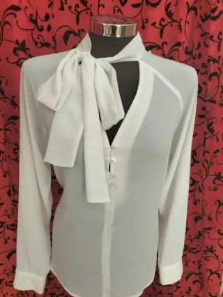 Camisa blanca lazo celop punto talla única