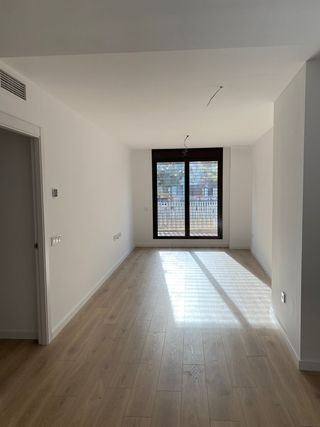 BONITO PISO DE ALQUILER AL LADO DEL AYUNTAMIENTO