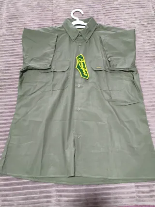 Camisa Beaufort verde oliva manga corta