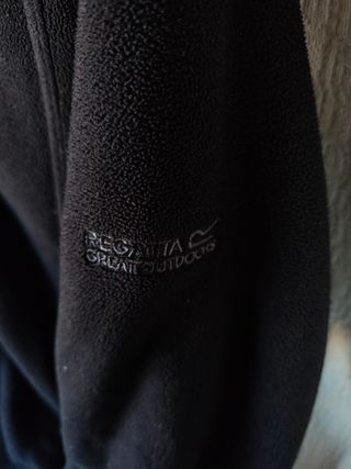 Chaqueta Regatta negra forro sherpa gris talla M/L