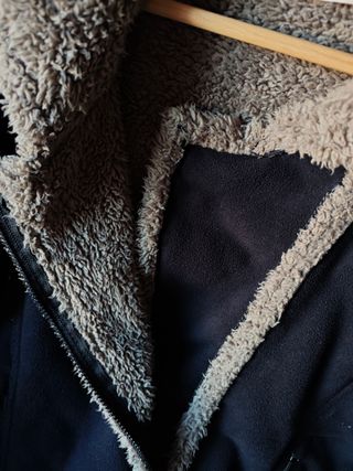 Chaqueta Regatta negra forro sherpa gris talla M/L