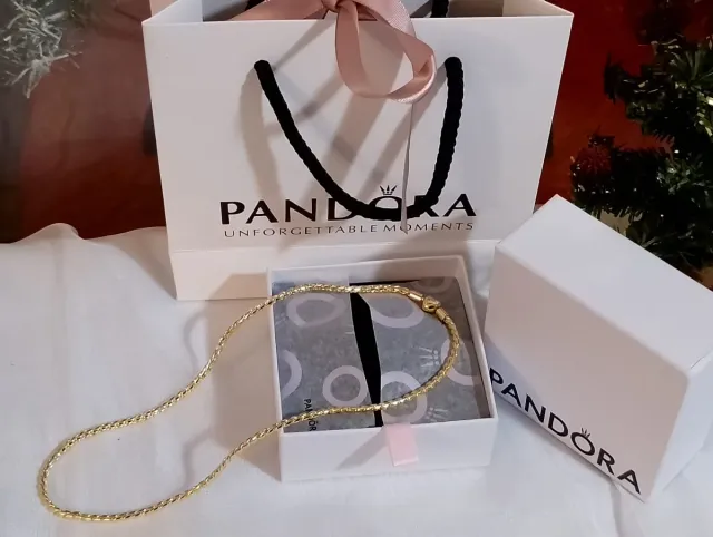 Collar Pandora Dorado con Caja y bolsa