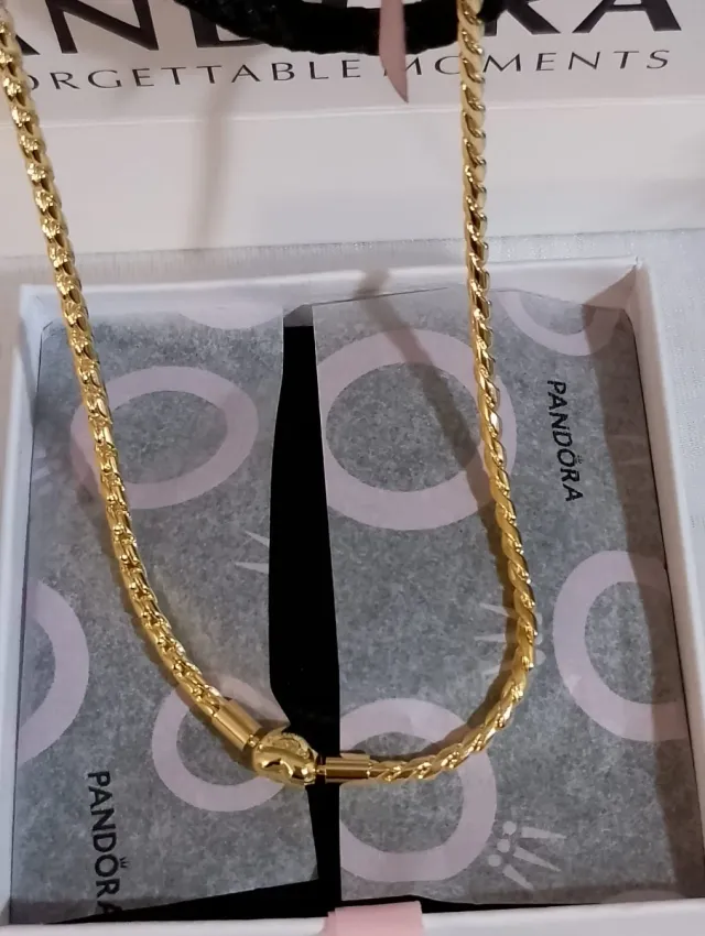 Collar Pandora Dorado con Caja y bolsa