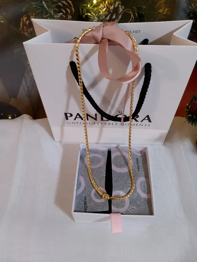 Collar Pandora Dorado con Caja y bolsa