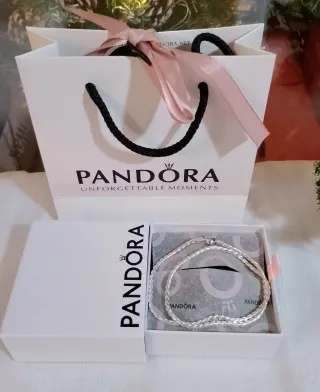 Collar  Dorado con Caja y bolsa Disponible