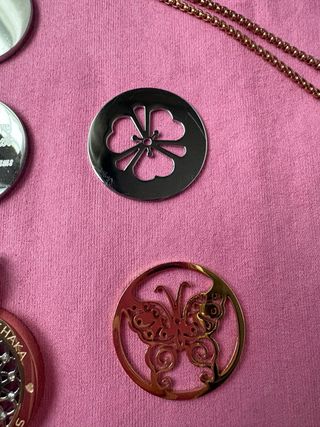 OFERTA ESPECIAL  COLGANTE, MONEDAS Y CADENA