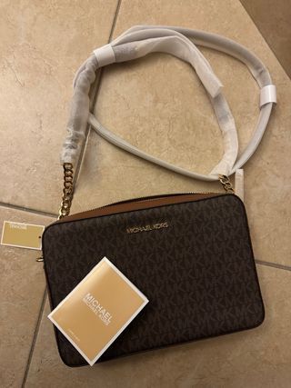 Borsa Michael Kors monogram marrone