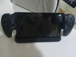 PlayStation Portal con caja y funda