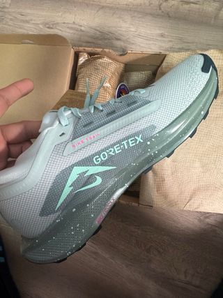 Zapatillas Nike Pegasus grises y turquesa