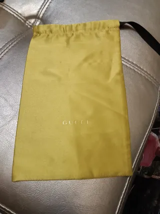 Custodia occhiali Gucci gialla