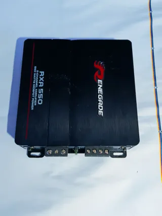 Amplificatore Renegade RXA 550 per auto