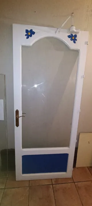 Puerta Madera Maciza y Cristal