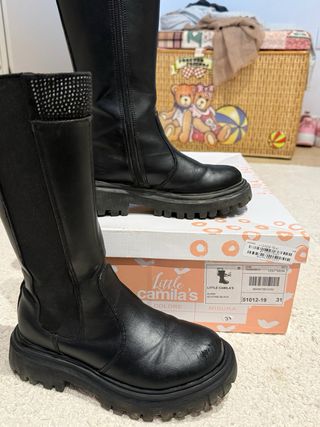 Botas niña piel negras talla 31
