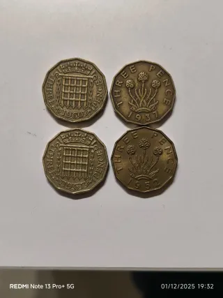 Lotto 4 monete 3 Pence