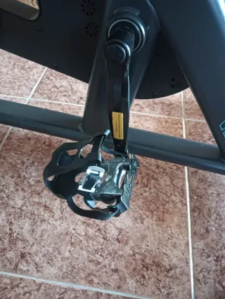 Bicicleta estática Toputure