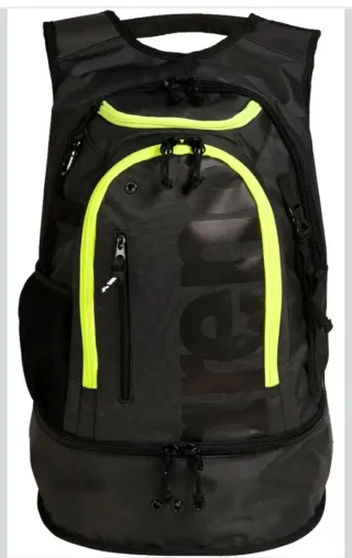 Zaino nuoto Arena nero con dettagli fluo