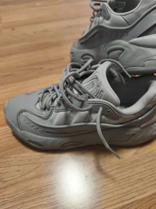 Zapatillas Adidas Grises