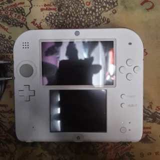 Nintendo 2ds con 15 juegos