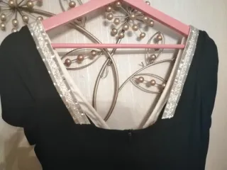 Abito Luisa Spagnoli nero decorato con lustrini