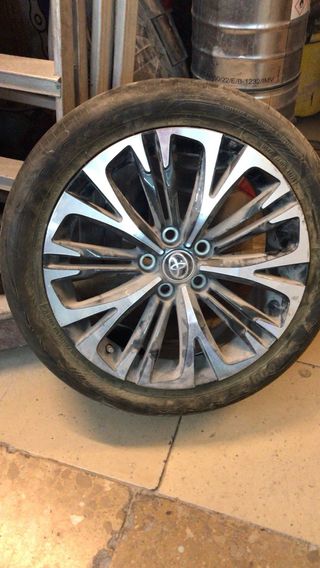 Pareja de llantas TOYOTA YARIS CROSS